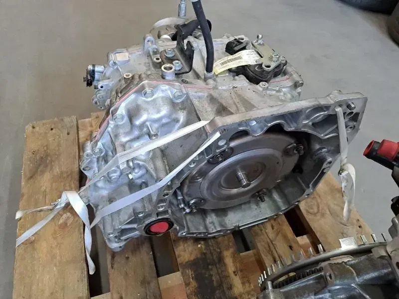 Automatikgetriebe - Renault Clio (2023) 320109803R 3.330km - Bild 1