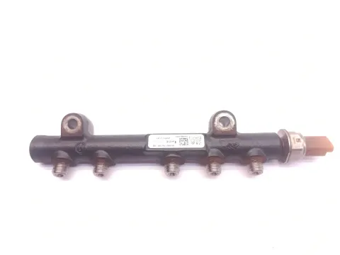 Background image for Einspritzleiste Verteiler 9804776780 Ford Citroen Peugeot