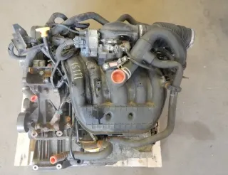 Motor Benzin - Citroen C8 (2003) 0135 AE - Bild 2