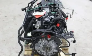 Motor Benzin - Audi A3, S3 (2015) TFSI 04E100034EX 17.000km - Bild 2