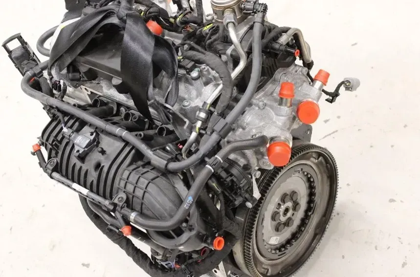 Motor Benzin - Skoda Kamiq (2021) DLAA 05C100031M 4.630km - Bild 1