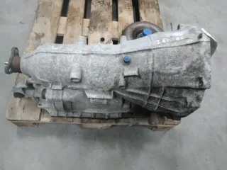 Automatikgetriebe - BMW 1-Series (2010) 24 00 7 630 946 - Bild 1