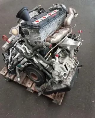 Motor Diesel - Audi Q7 (2010) CCFA 057100031F - Bild 1