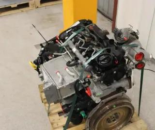 Motor Diesel - Audi A3, S3 (2016) DBKA 04L100093FX - Bild 2