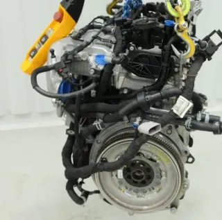 Motor Diesel - VW Passat (2024) DTUA 05L100031D 13.480km - Bild 3