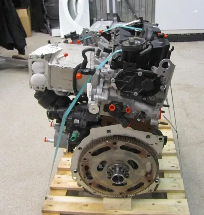 Motor Diesel - Audi Q5 (2018) DETA 04L100091CX 26.440km - Bild 1