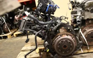 Motor Benzin - Fiat Grande Punto (2007) - Bild 2