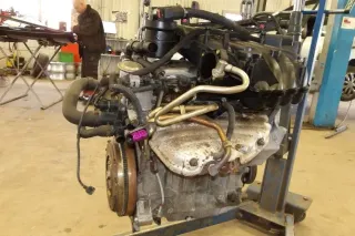 Motor Benzin - Skoda Octavia (2003) BFQ - Bild 1