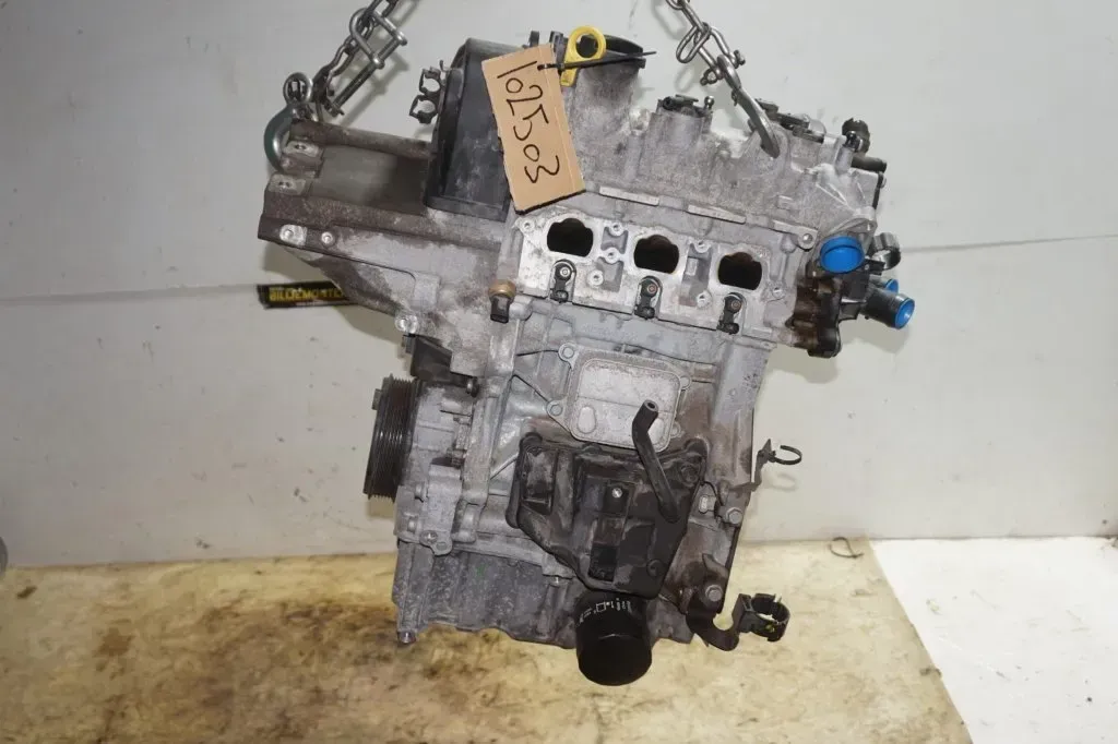 Motor Benzin - VW Golf (2017) CHZC 04C 100 098 E 108.950km - Bild 1