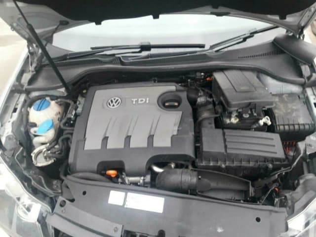 Article VW96V